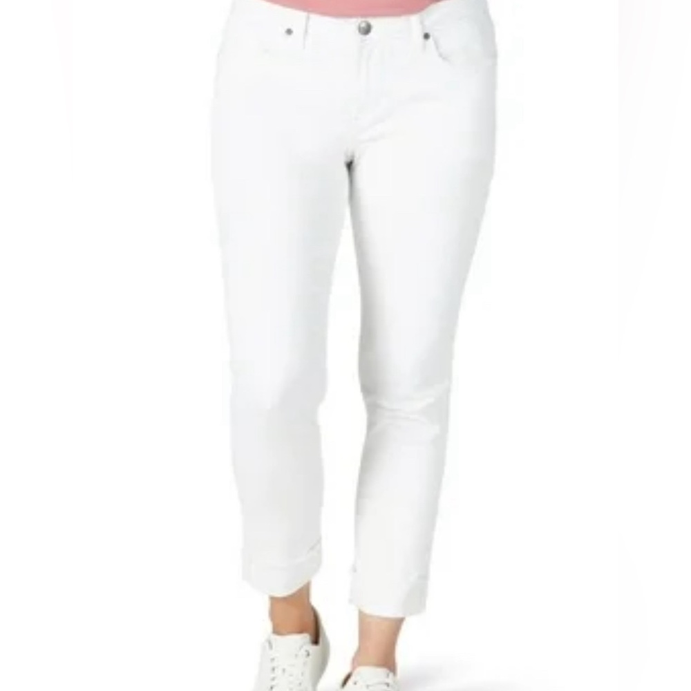 Women’s White Straight-Leg Jeans